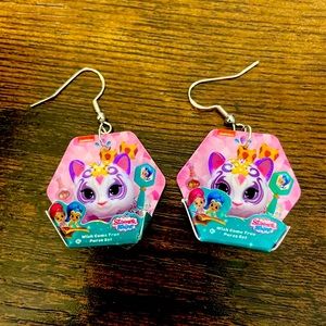 Mini Item Earrings - Kitty